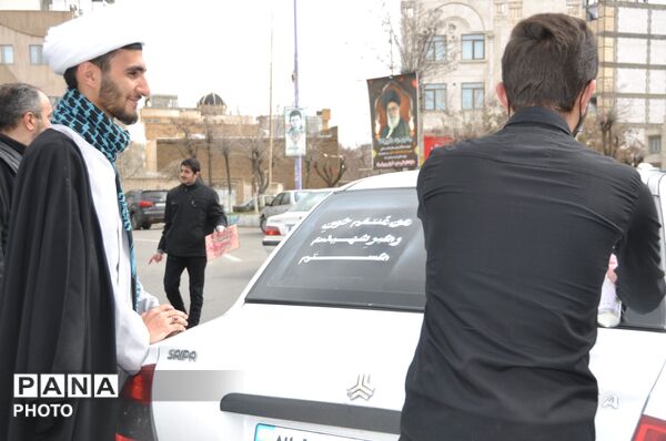 شابلون‌نویسی خیابانی در مرند توسط دانش‌آموزان