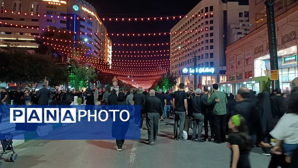 مراسم عزاداری شهادت امام رضا(ع) و شام غریبان در حرم مطهر رضوی 