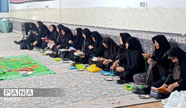 شور حسینی در مسجد امام رضا(ع) نظرآباد با قرائت دعای توسل و زیارت عاشورا 