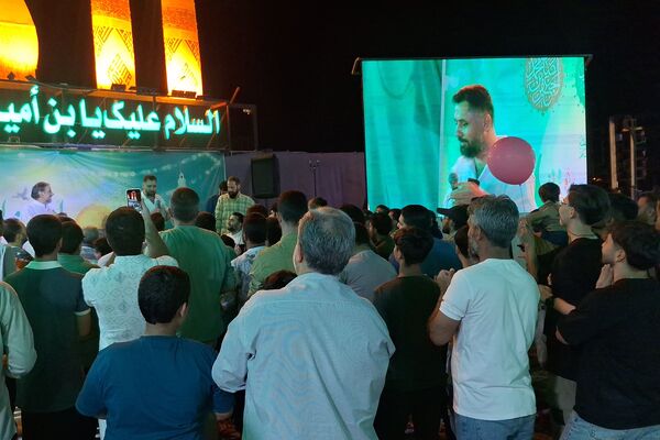 حال و هوای کافه شهدا در شب میلاد نبی اکرم(ص) و امام جعفر صادق (ع)