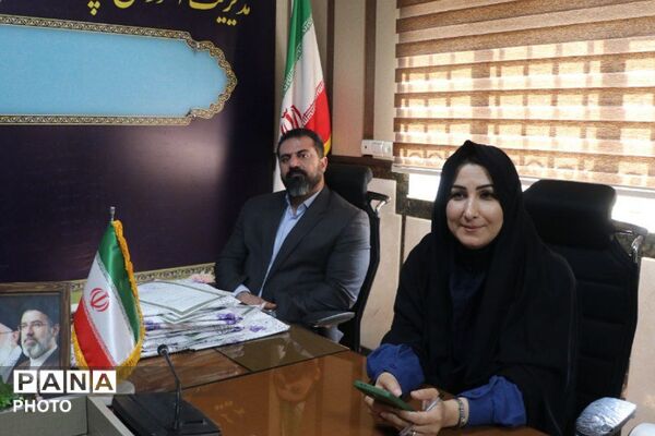 تقدیر از نوآموزان پرتلاش در پویش «مشت کوچک، بدرقه بزرگ» ناحیه دو شهرری 