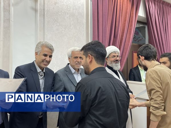 مراسم تجلیل از عوامل هیئت فرهنگیان و دانش آموزی شهرستان کاشمر 