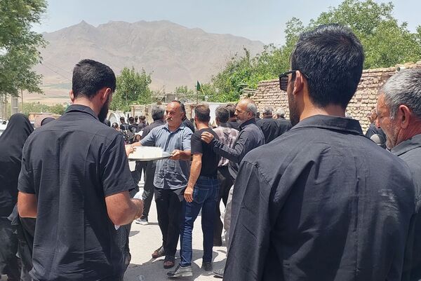 مراسم عزاداری و زنجیرزنی روز عاشورا در روستای جعفرآباد بوانات