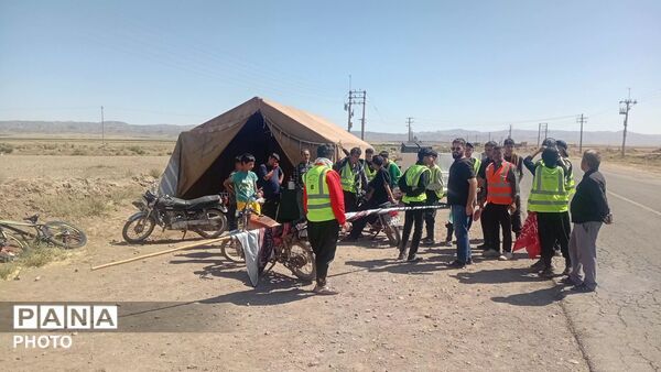 استقبال موکب رباط میاندشت از زائران پیاده حضرت رضا(ع)