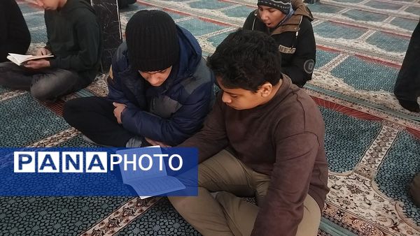 مراسم میلاد حضرت مهدی (عج) در دبیرستان شاهد ابوذر غفاری نیشابور 