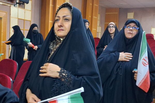 همایش الگوی سوم زن مسلمان در فرهنگسرای طاووسی شیراز