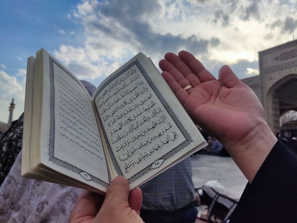 برگزاری مراسم پر فیض دعای عرفه در حرم مطهر رضوی
