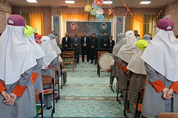 آیین سپاس معلم اداره کل آموزش و پرورش شهرستانهای تهران در کهریزک 