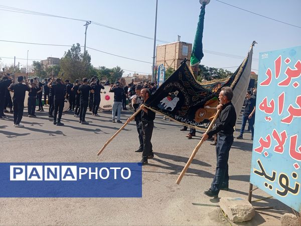 آیین استقبال از هیئت های عزاداری در روستای عشق آباد 