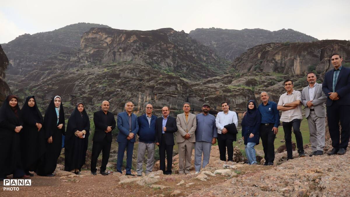 معلم، ستون جامعه؛ جشنی برای تقدیر از سال‌ها خدمت و ایثار