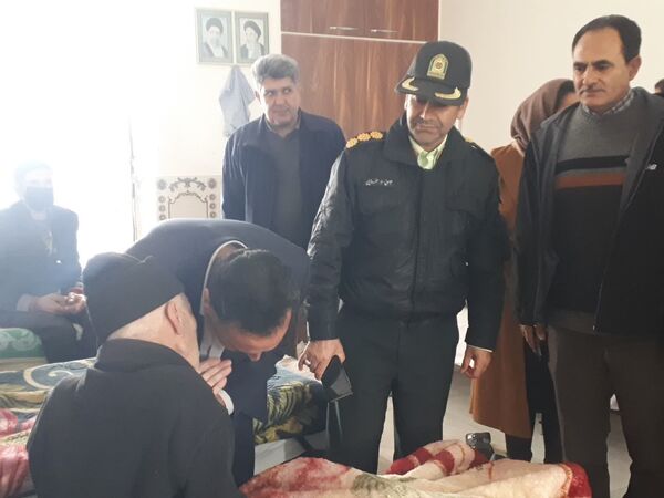 حضور سرپرست فرمانداری سملقان در خانه سالمندان این شهر