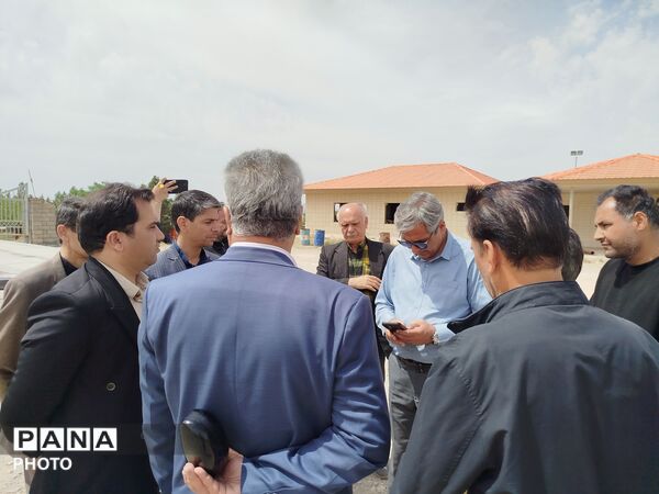 بازدید فرماندار  از شرکت زرین‌فلز کاشمر