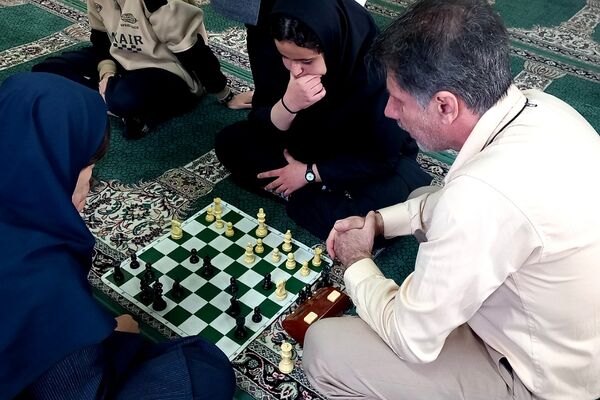 برگزاری مسابقات شطرنج دانش‌آموزان دختر متوسطه‌دوم در بهارستان‌۲