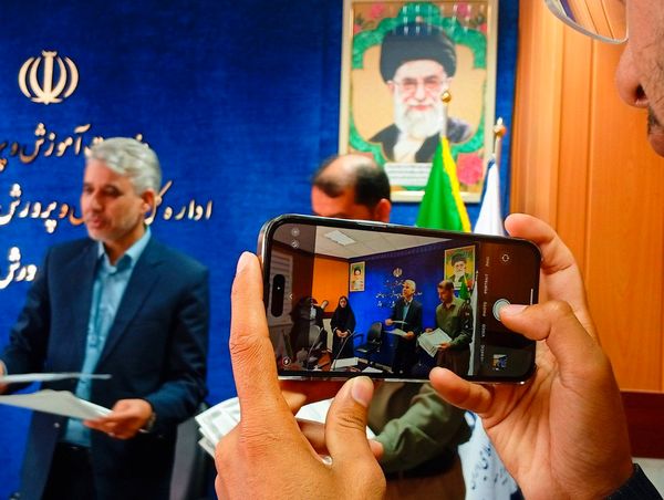 مراسم تجلیل از خبرنگاران پانا کاشمر 