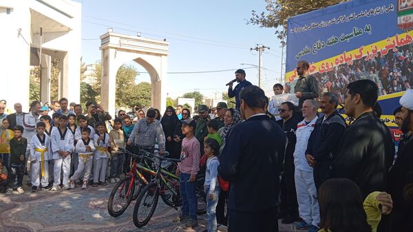 همایش پیاده روی خانوادگی در نیشابور