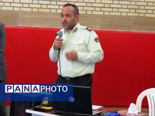 اردوی تمشک در بام و صفی آباد 