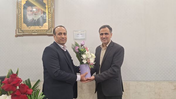 آیین تکریم و معارفه مدیر آموزش و پرورش ناحیه۴ استان اصفهان