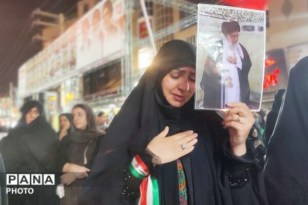 نقش‌آفرینی دانش‌آموزان در اجتماع «باید برخاست»