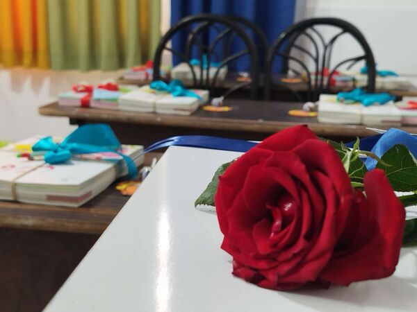 طلوع شکوفه‌های امید در دبستان نخبگان 