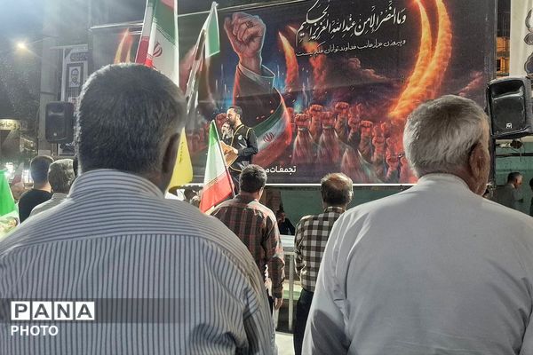  بازدید رئیس سازمان دانش‌آموزی شهرستانهای استان تهران از غرفه «با انرژی‌ها» منطقه کهریزک