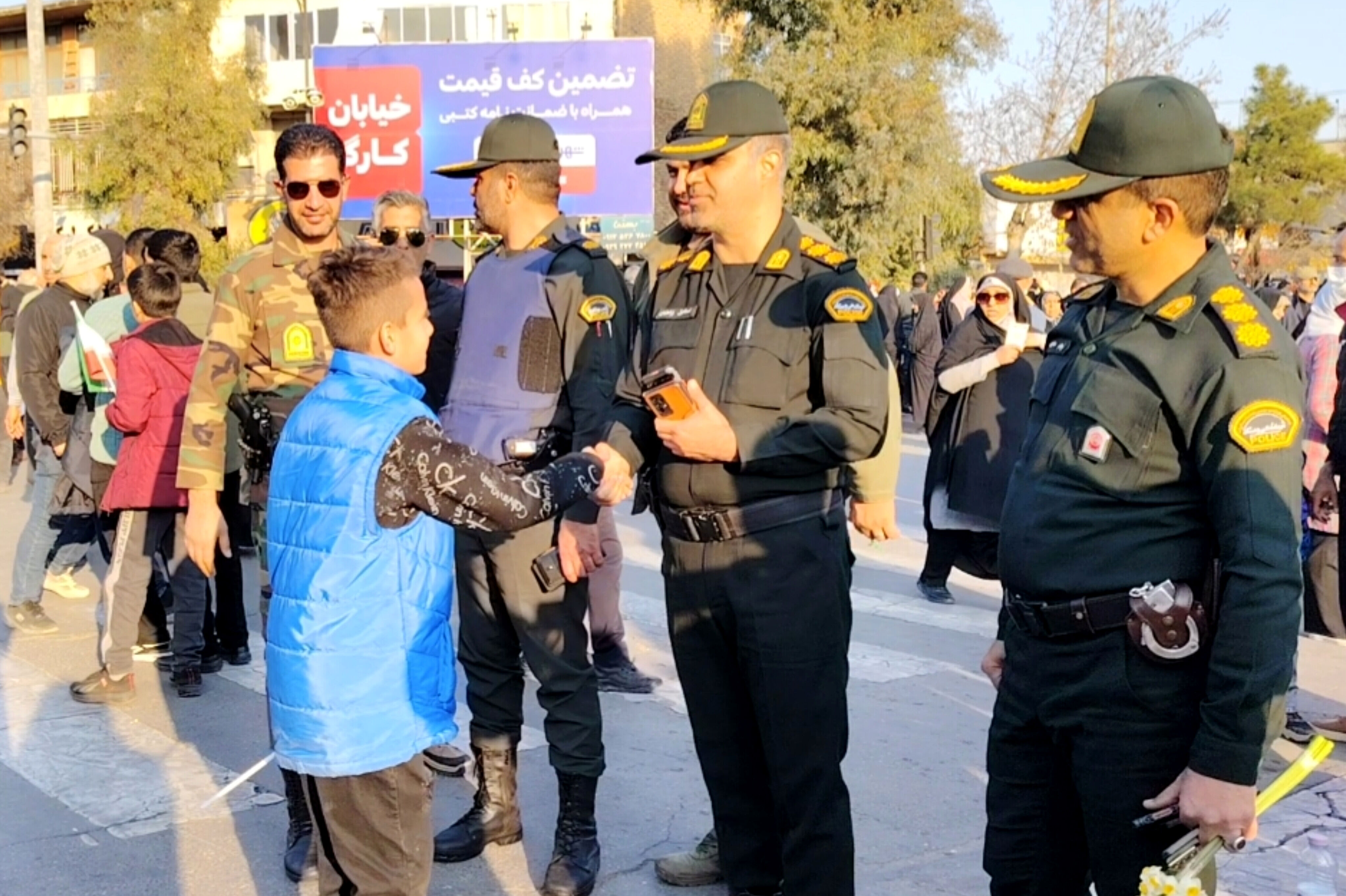 حضور پرشور شیرازی‌ها در محکومیت حوادث تروریستی اخیر