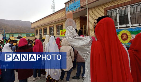 جلوه‌ای از شور انقلابی در سالروز پیروزی