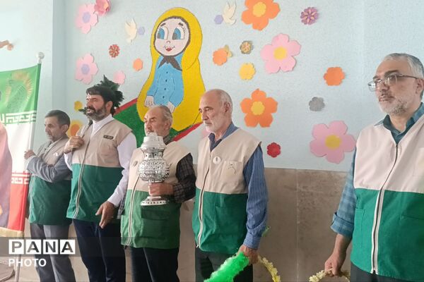 نخستین چهارشنبه امام‌رضایی با حضور خادمان آستان قدس