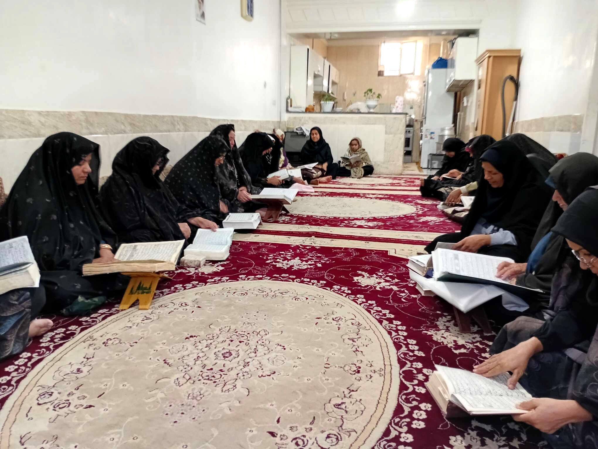 جلسات قرائت قرآن در ایام محرم در خلیل آباد