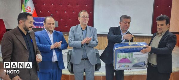 مراسم گرامیداشت مقام شامخ معلم در اشتهارد