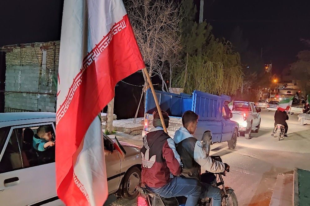 حماسه حضور مردن در خیابان های بار 