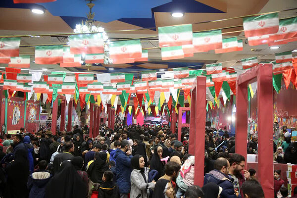 اجرای برنامه‌های شادواره شهروندی «بازی، شادی، سرگرمی» در قم