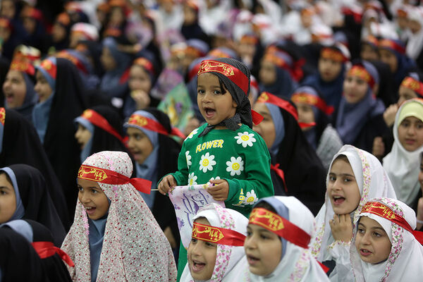 اجتماع دانش‌آموزی سربازان کوچک برای مقاومت در قم