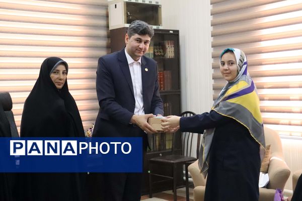 تقدیر از دختران تاثیرگذار خبرگزاری پانا به‌مناسبت هفته کرامت