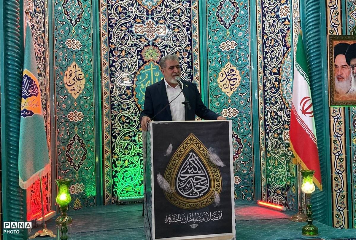 نماز جمعه‌ای با عطر ماه رمضان در شهرستان فیروزکوه