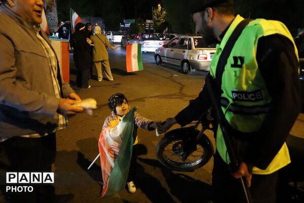 بازدید مسئولان یزد از موکب پارک آزادگان