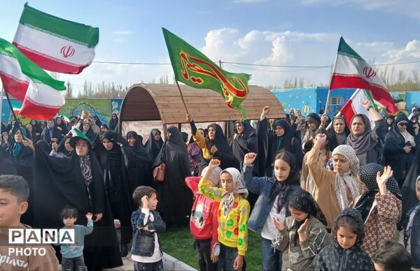 مراسم با شکوه میلاد امام رضا(ع)
