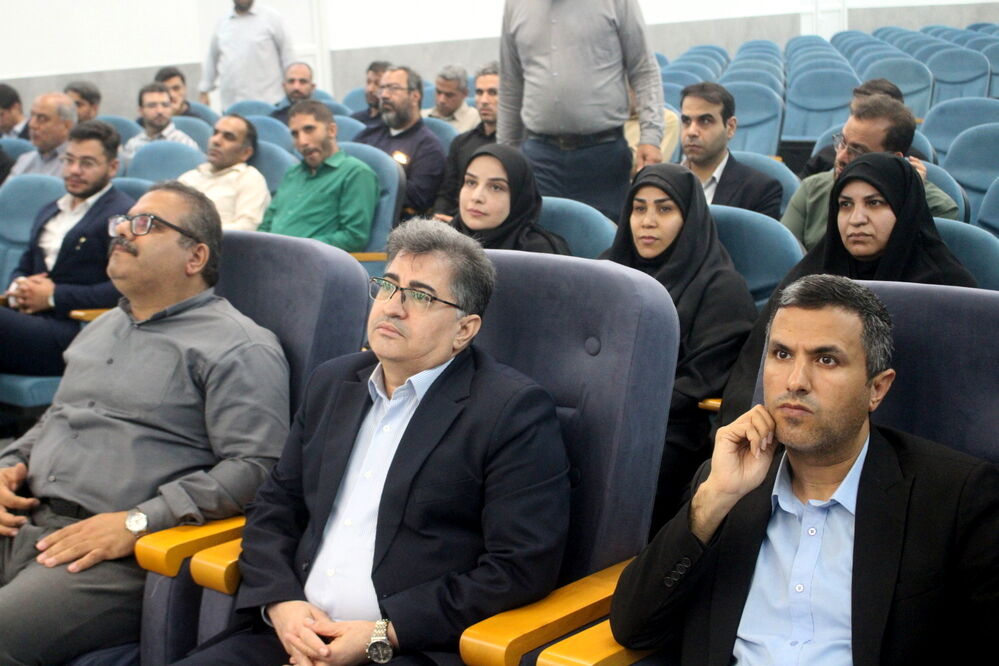 تجلیل از عوامل اجرایی اجلاس کشوری روسای آموزش و پرورش استان بوشهر 