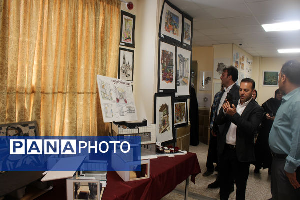 برپایی نمایشگاه هفته مشاغل در هنرستان شهید مهدی هندویان قم