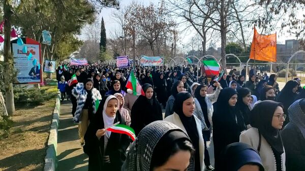 راهپیمایی عظیم 22 بهمن در شهرستان مرزی پارس آباد 