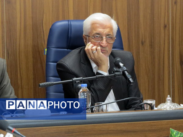 برگزاری جلسه پروژه‌های نهضت ملی توسعه عدالت در فضاهای آموزشی