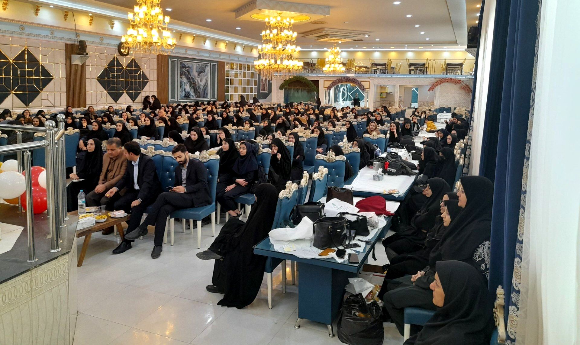 جشن ستارگان ویژه دانش آموزان دبیرستان حضرت معصومه (س) خلیل آباد