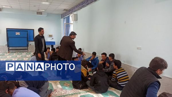 اجرای طرح رویداد نوآوین در دبیرستان پسرانه ولی عصر(عج) 