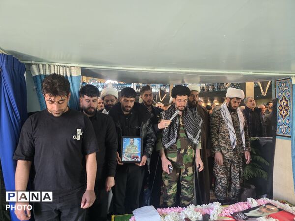 تشییع باشکوه شهید محمد رجبی در ماه مبارک رمضان با حضور گسترده مردم تویسرکان در روز جمعه