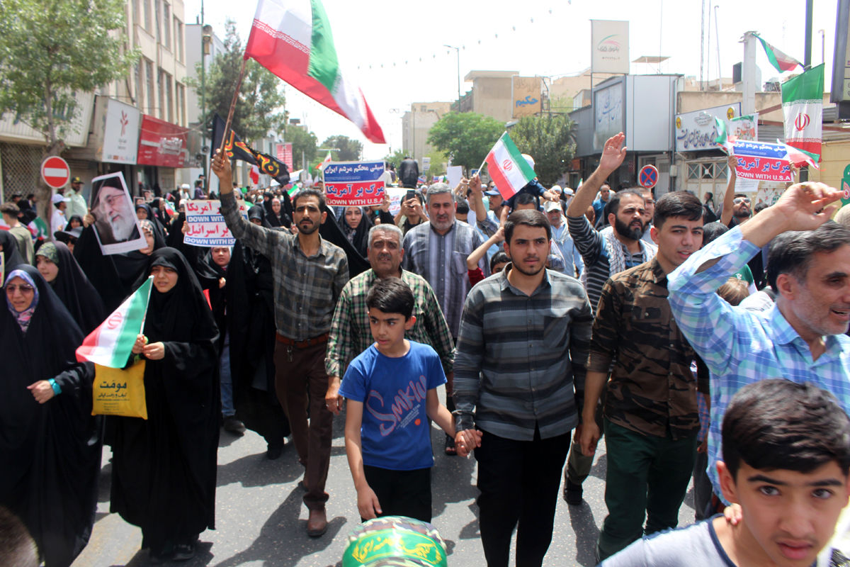 خروش مردم انقلابی قم در محکومیت جنایات رژیم صهیونیستی