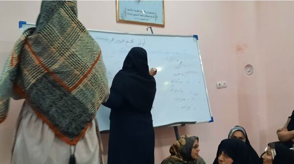  جلسه انجمن اولیا و مربیان در دبیرستان فرهنگیان ناحیه ۷مشهد 