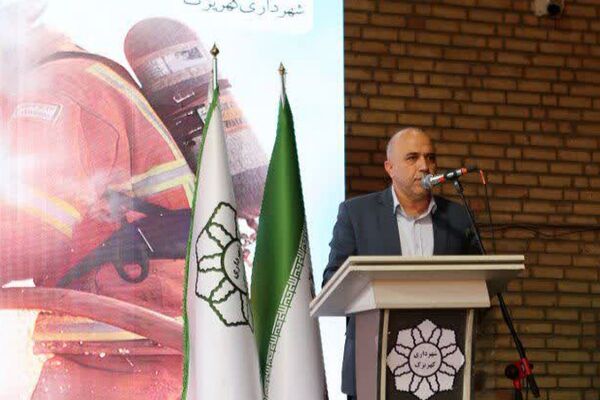 مراسم تجلیل از آتش نشانان فداکار شهر کهریزک و آیین رونمایی از خودروهای لجستیک و عملیاتی سازمان آتش نشانی و خدمات ایمنی شهرداری کهریزک
