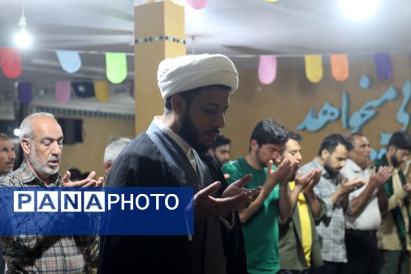 عاشقان شهادت مسیر عاشقی را طی کردند