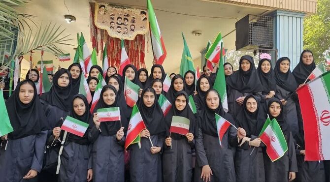 جشن «جوانه‌ها»؛ پیوند مهر، نشاط و همدلی در دبیرستان علامه قزوینی