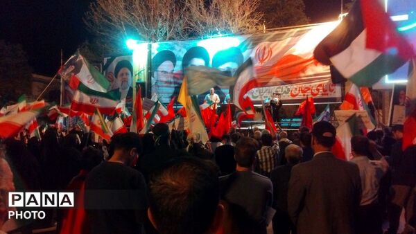 نجوای وفاداری در نورآباد؛ شب نود و سوم تجلی عشق به رهبری