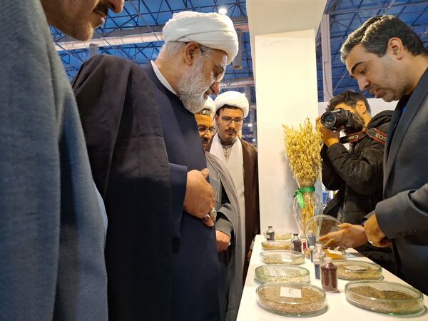 روز سوم از نمایشگاه پژوهش و فناوری در مشهد